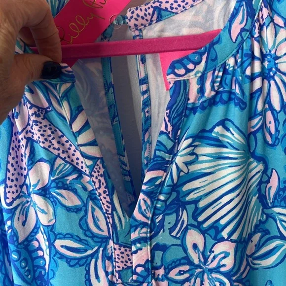 Lilly Pulitzer Ravi Short Sleeved Romper in Amalfi Blue Sound The Sirens, Small. - Picture 7 of 13